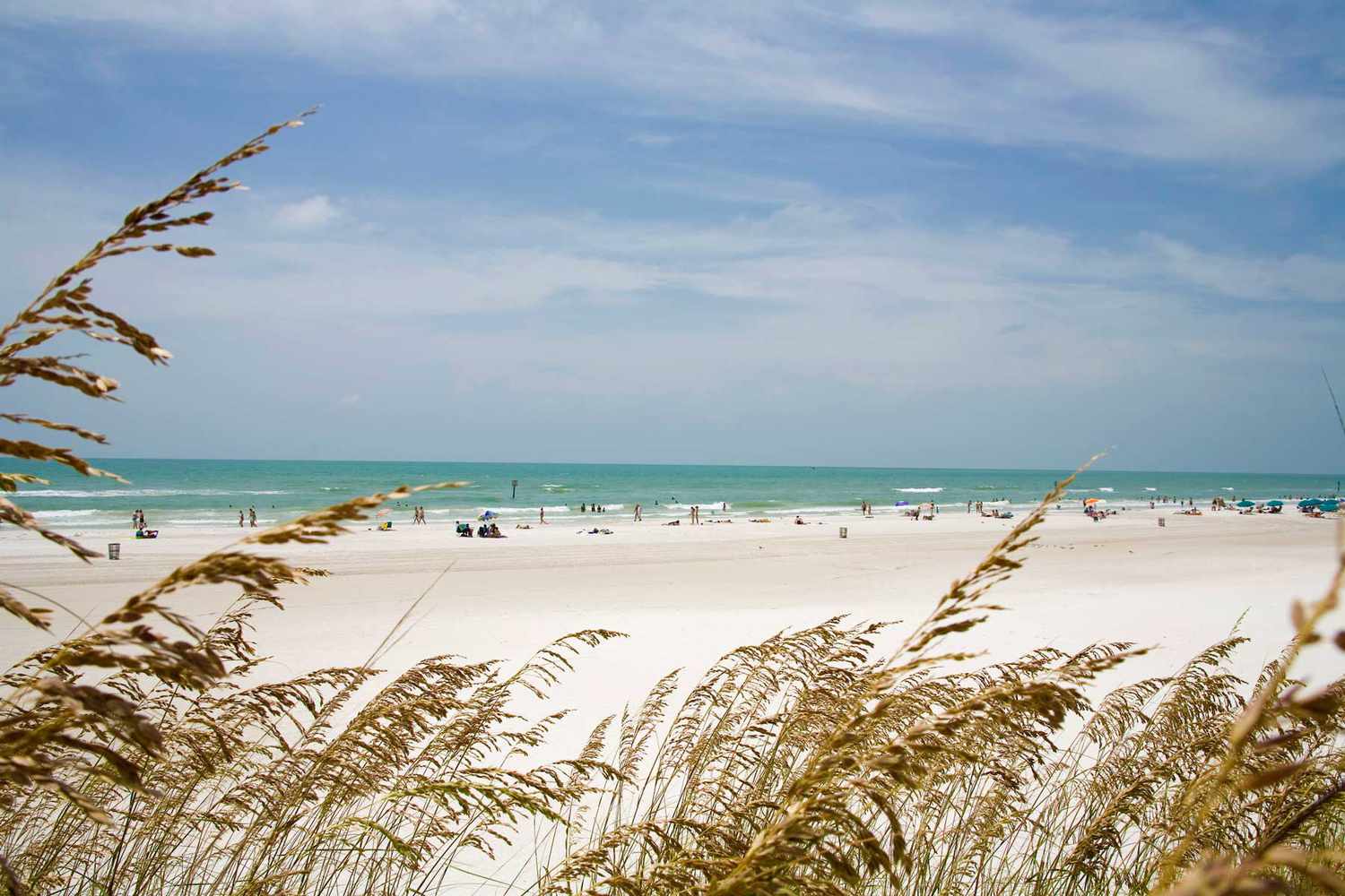 The 25 Best Beaches in the US website picture